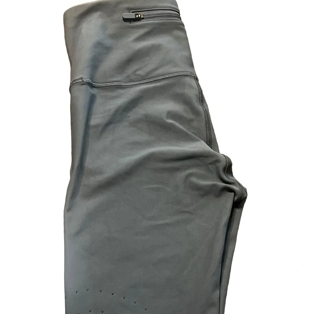 Lululemon Zoned In Tight leggings Moon Phase size 6